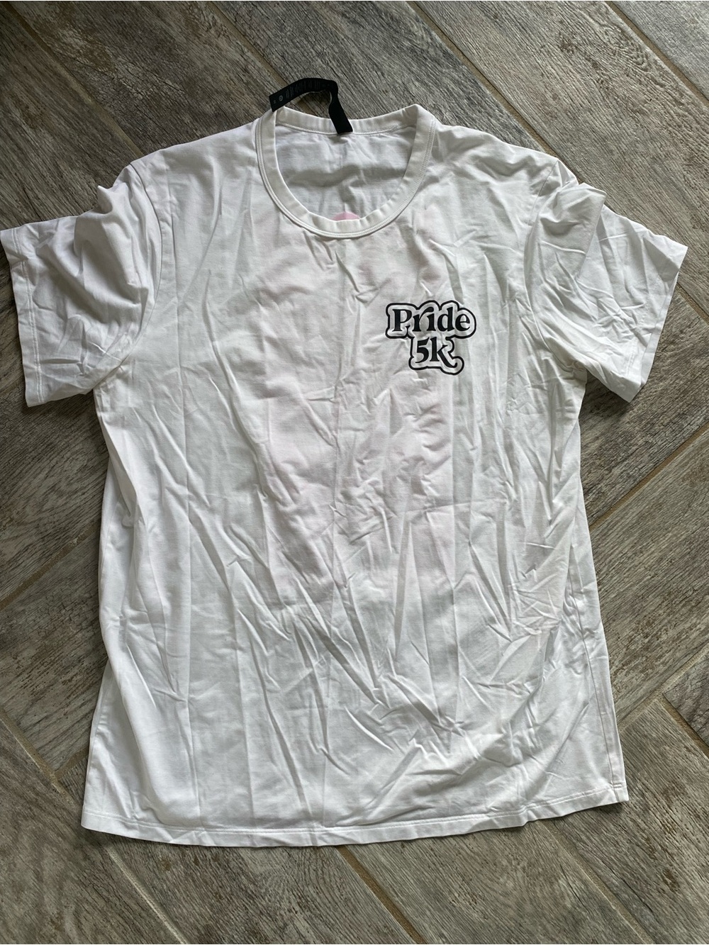 lululemon athletica White Pride 5K Graphic Tee medium new